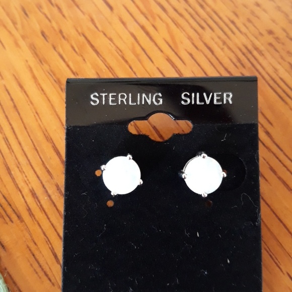 Sterling Silver White Lab Opal earrings 7mm - Picture 8 of 8